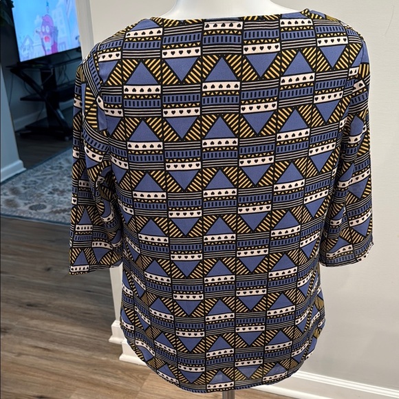 Sugarhill Boutique US 2 Blue and Yellow Geometric Print Blouse with 3/4 Sleeves - Picture 5 of 10